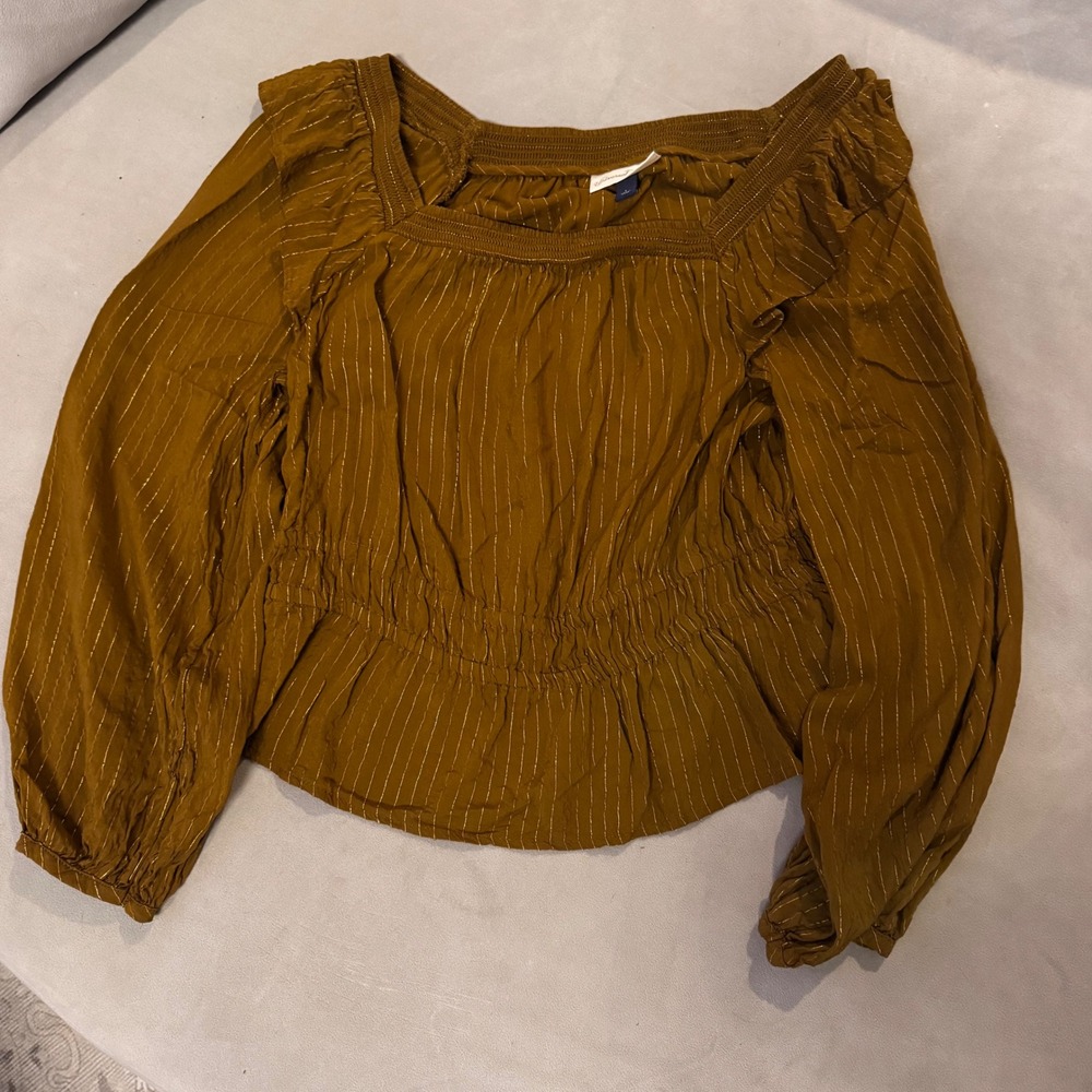 Universal Thread Women's L Olive Green Gold Pinstripe Ruffle Smocked Blouse